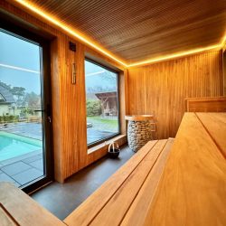 Sauna Holzbank LED Sitzstufen indirektes Licht